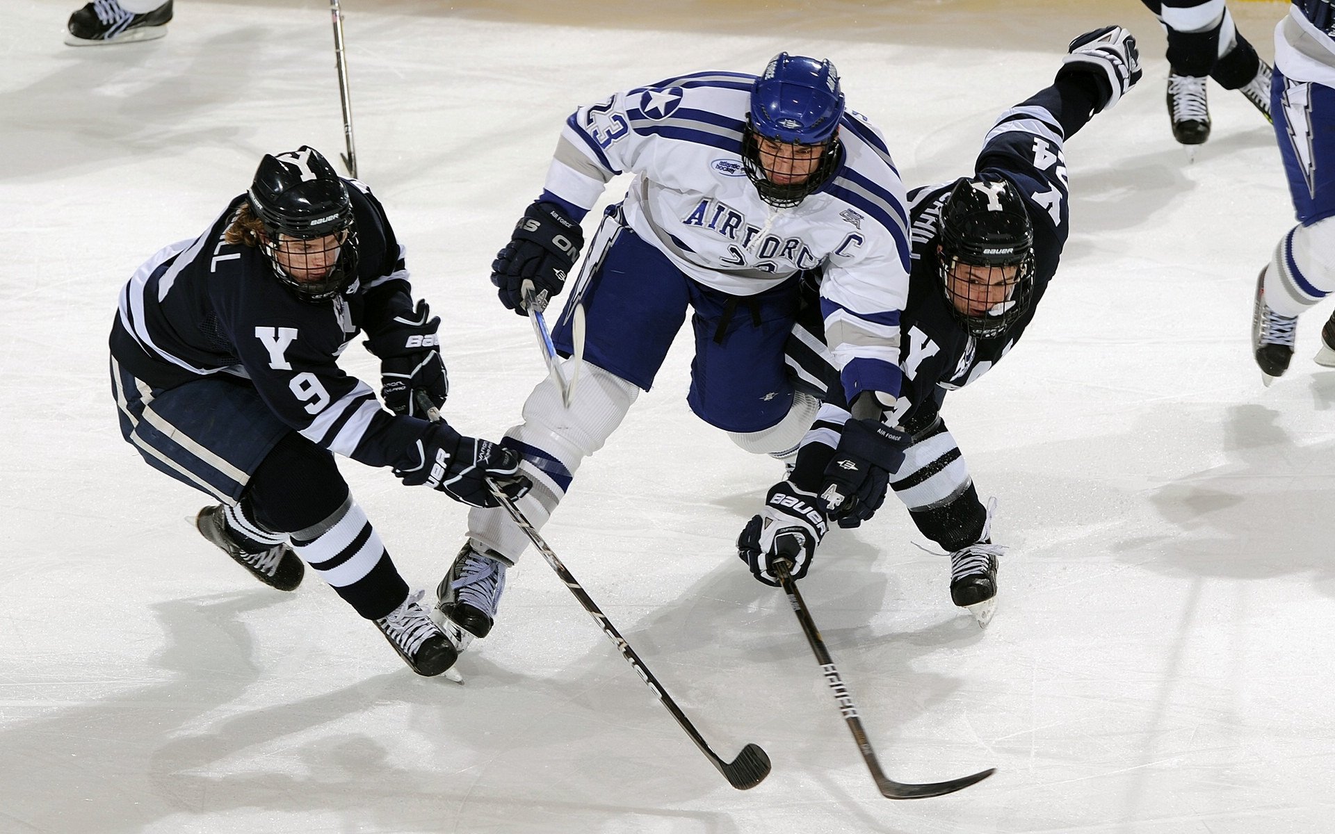 马德里竞技粉碎亚特兰大，法比尼奥在焦点战中证明自己的价值