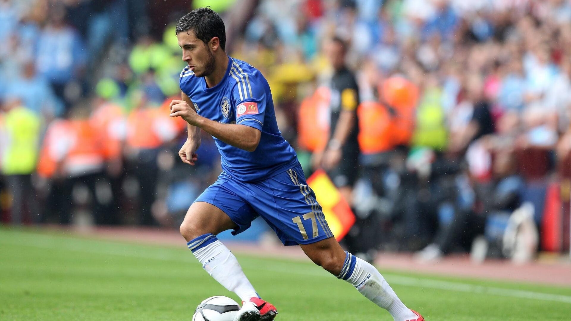 维尼修斯一剑封喉，莱比锡红牛战术压制终结AC米兰欧冠征程